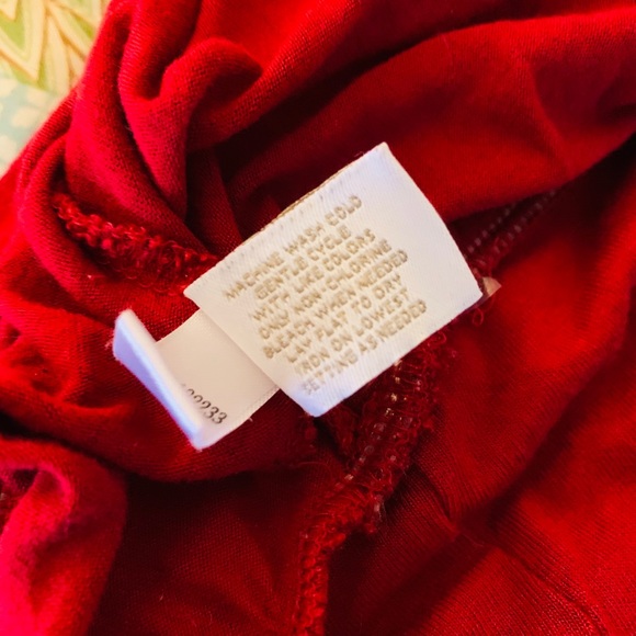 ❤️Chico’s Red Top❤️ - Picture 8 of 8